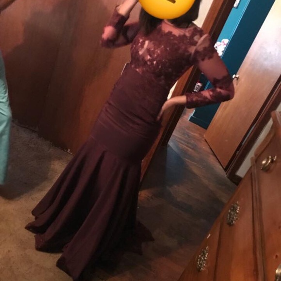 Prom dress - Picture 2 of 3